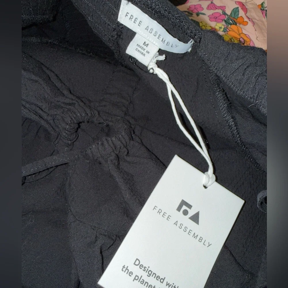 NWT Free Assembly (Medium) Brand New Black Puffer Sleeve Dress - Picture 2 of 7